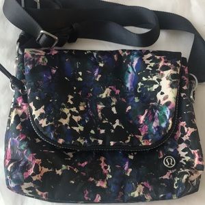 Lululemon crossbody bag